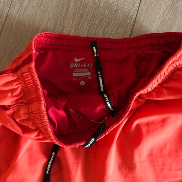 🐰 Nike Running Shorts Built in Underwear - Picture 2 of 5